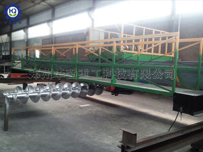 雙螺旋翻拋機(jī)現(xiàn)場(chǎng)